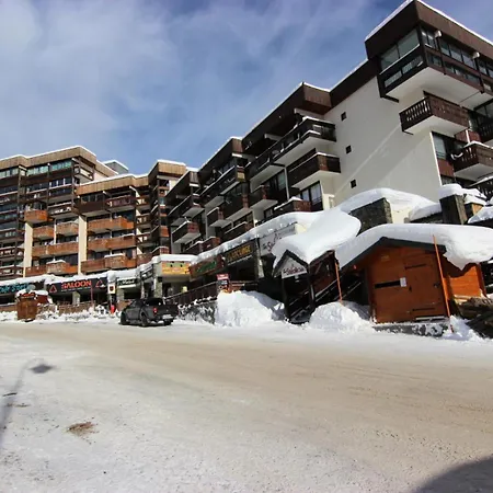 Apartment Neves - 4 Personnes Dans Le Quartier Anime De La Station Mae-7704 Val Thorens