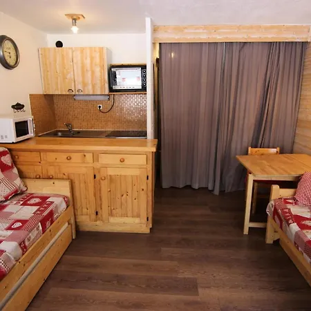 Neves - 4 Personnes Dans Le Quartier Anime De La Station Mae-7704 Appartamento